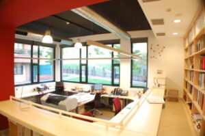 Estudio de arquitectura en galakao: Año 2008 80 m2